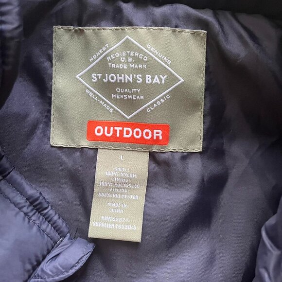 Navy Blue St Johns Bay Puffer Vest with Zippered Pockets, Men's Large, Thermal - Picture 4 of 6